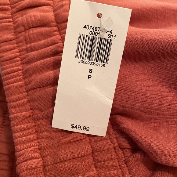 Old Navy - Picture 5 of 5